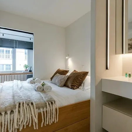 Huswell - Cosy In Centre Of *